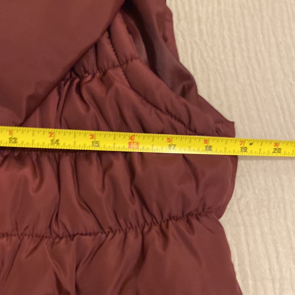 CIAO MILANL Women's Burgundy Puffer Vest WITH POCKETS. Size L - Picture 5 of 8